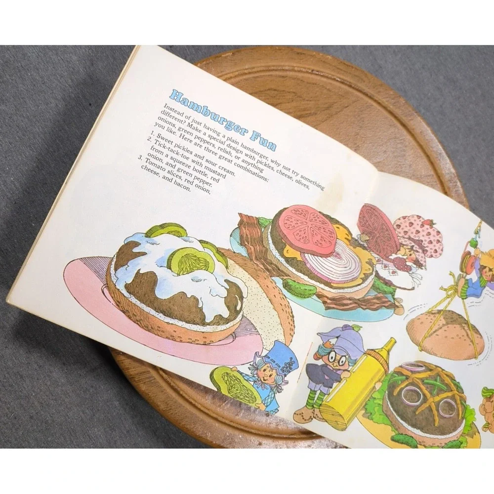 Strawberry Shortcakes Cooking Fun Vintage 1980 Cookbook Random House 1st edition
